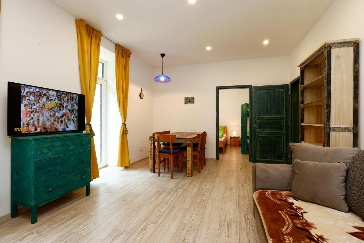Apartmany Pod Marianskymi Schody Albrechtice v Jizerskych horach Exteriör bild