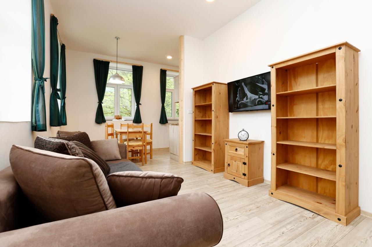 Apartmany Pod Marianskymi Schody Albrechtice v Jizerskych horach Exteriör bild