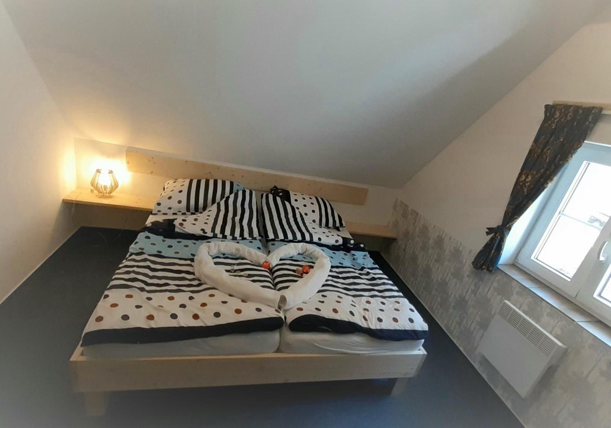 Apartmany Pod Marianskymi Schody Albrechtice v Jizerskych horach Exteriör bild
